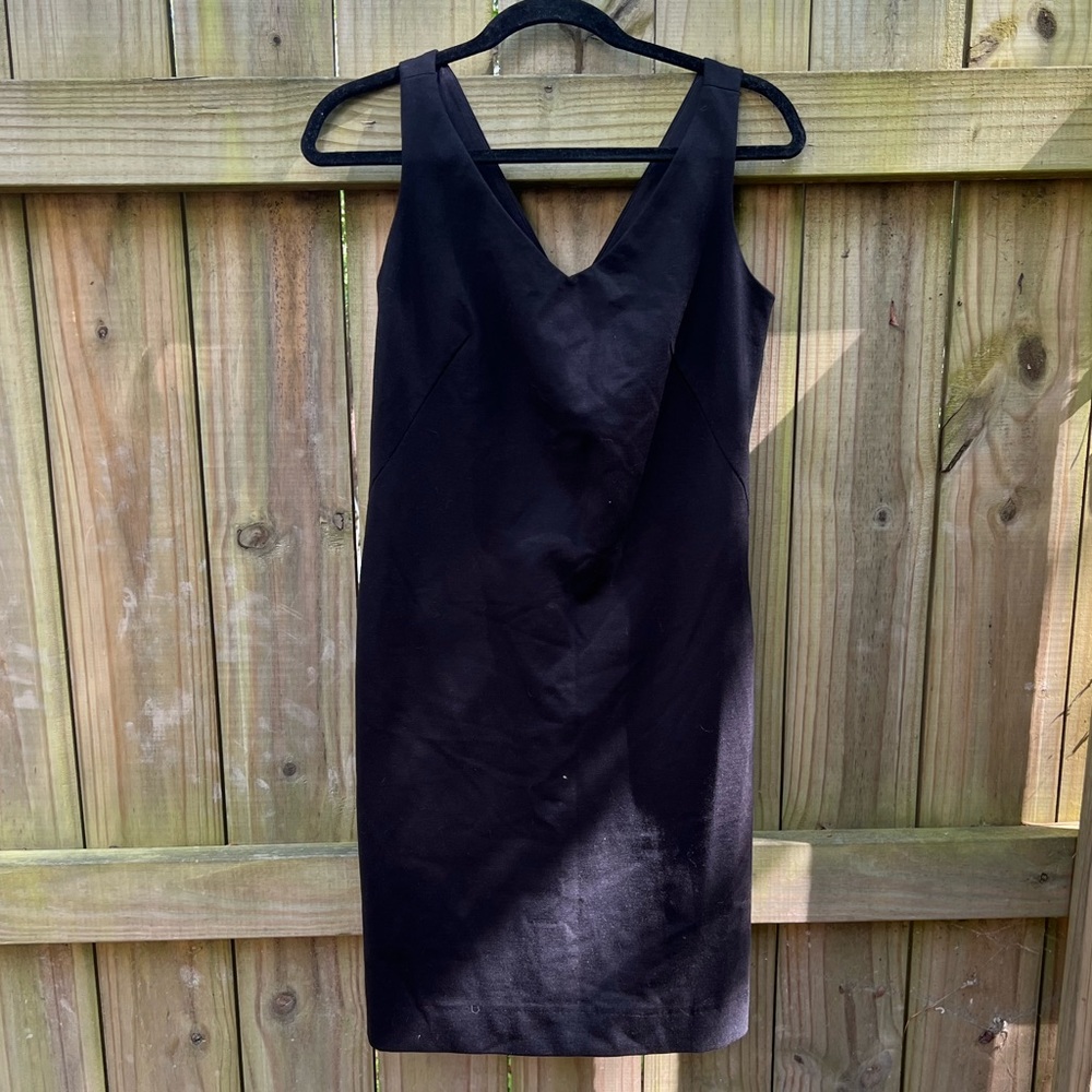 ISDA & CO V neck Black Dress Women’s Small